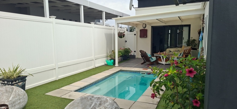 2 Bedroom Property for Sale in Nahoon Valley Park Eastern Cape